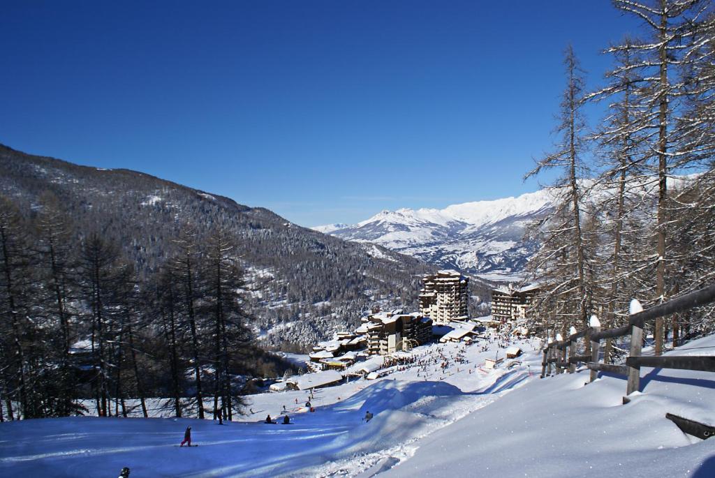 La Combe D'Or Hotel Les Orres Exterior photo